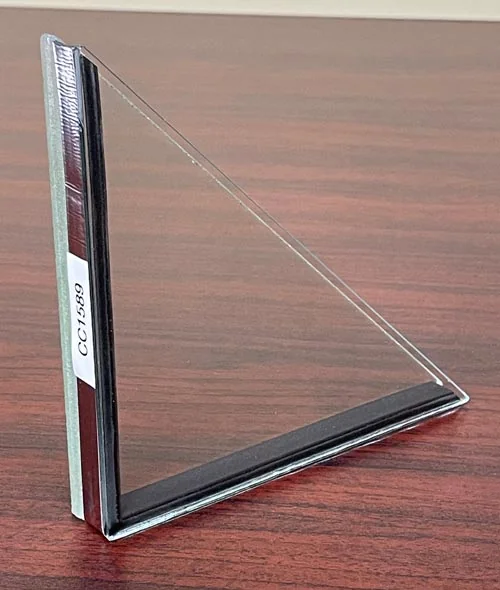 CC1589 | Corner Cut with 0.090" PVB Lami Window Sample CC1589 | Corner Cut with 0.090" PVB Lami Window Sample
